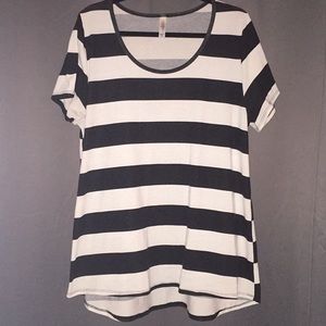 LuLaRoe classic T- 2XL